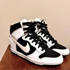 Nike Women’s Sky Hi Dunk Panda Size 11